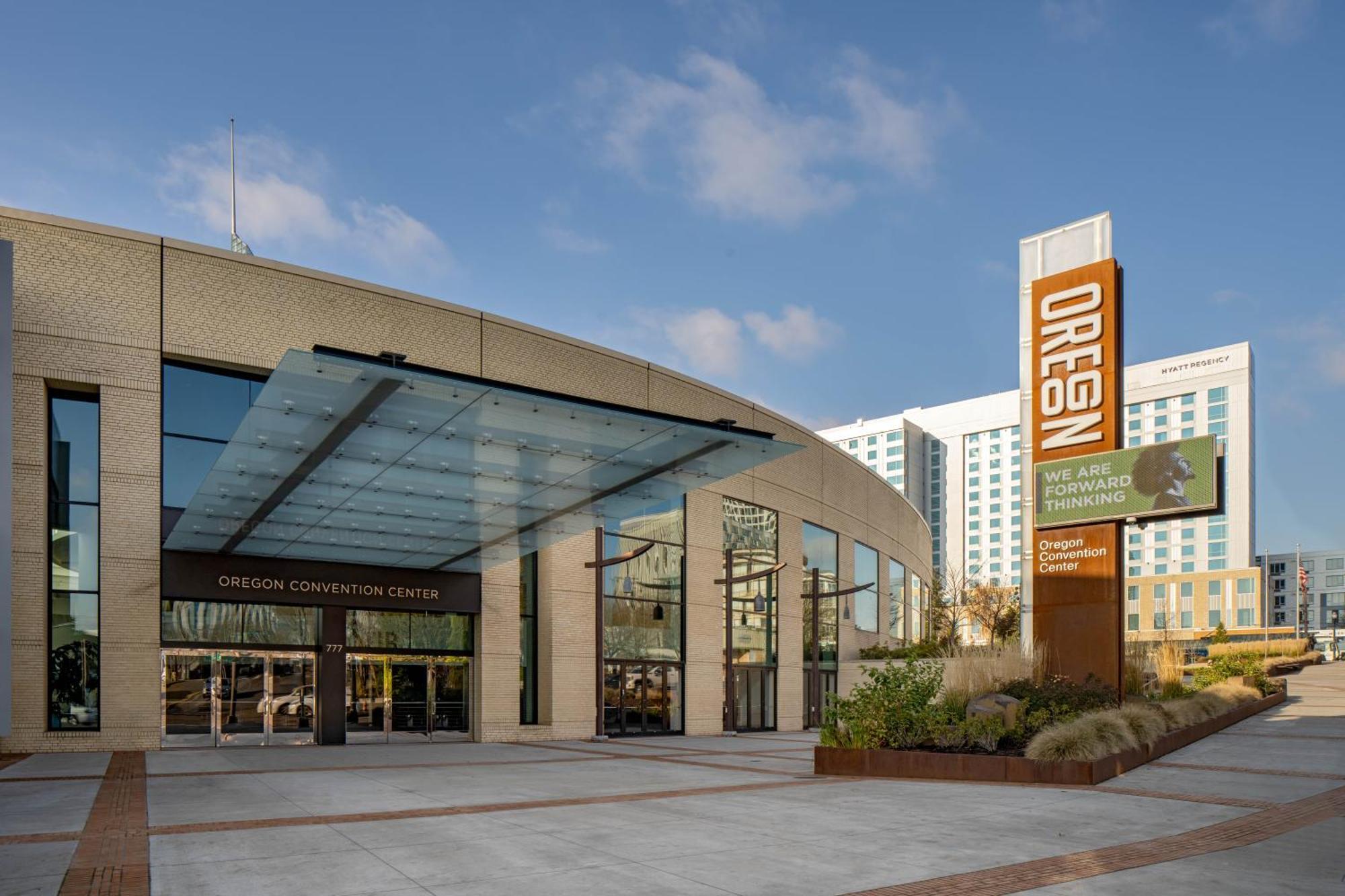 Hyatt Regency Portland At The Oregon Convention Center Hotel Exterior photo